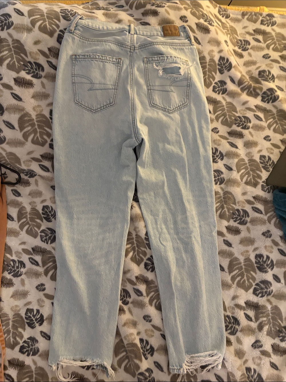 American Eagle Outfitters Light Blue Distressed Straight Leg Jeans
